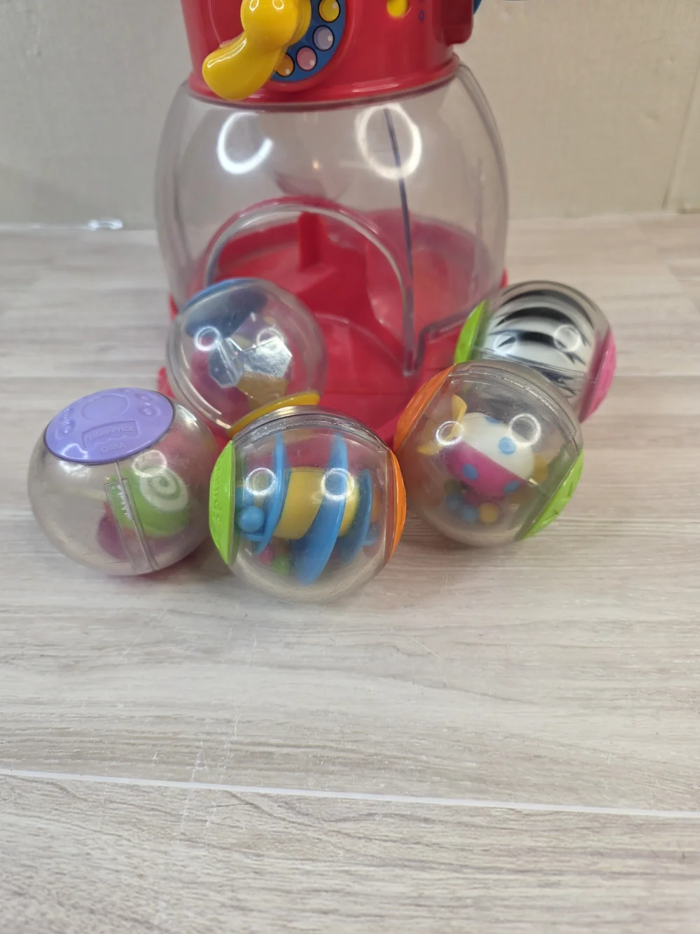 Fisher Price Roll Arounds Swirlin Suprise